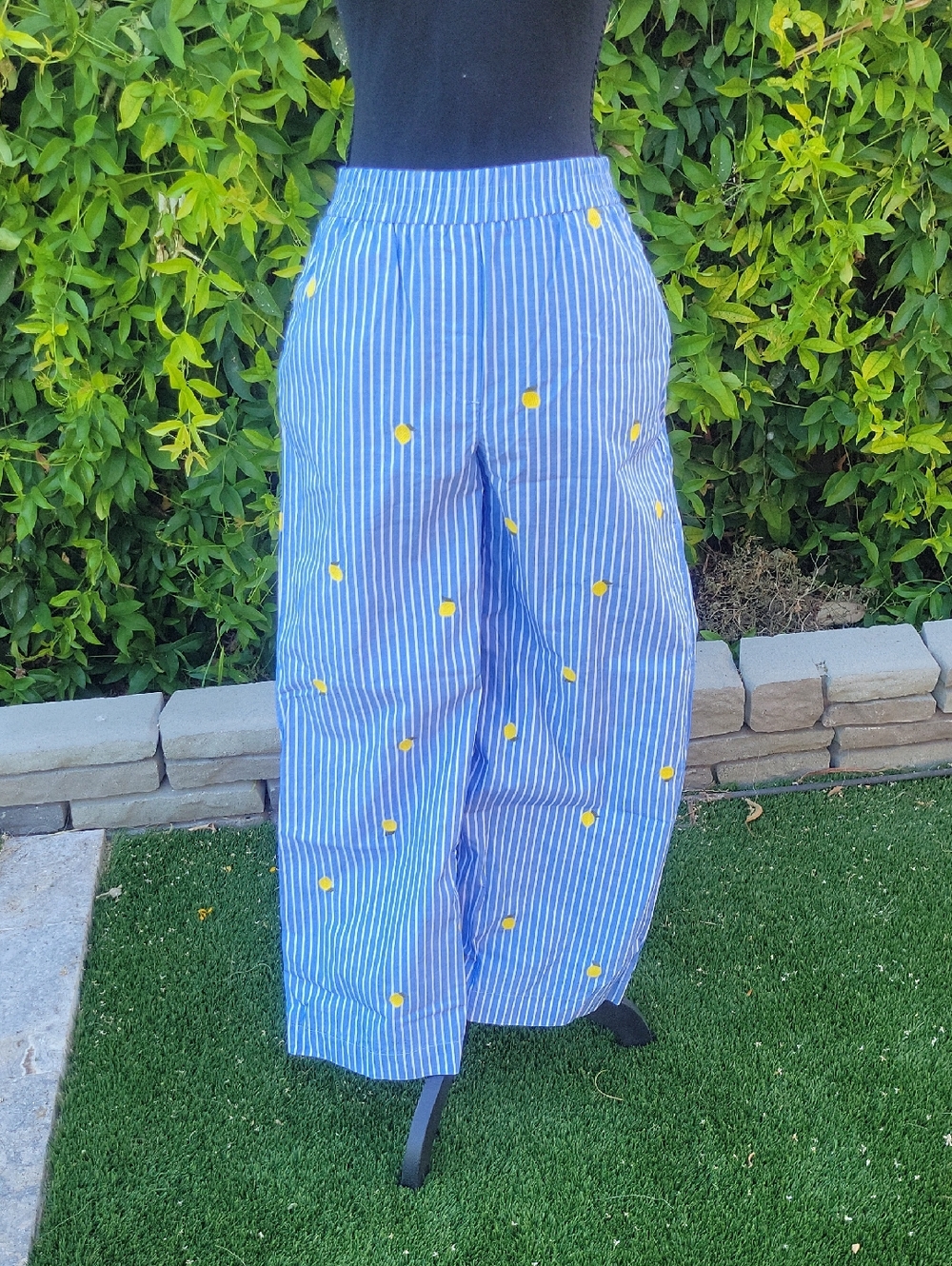 Nicole Miller Blue & White Striped Wide-Leg Pants with Embroidered Lemon Accents